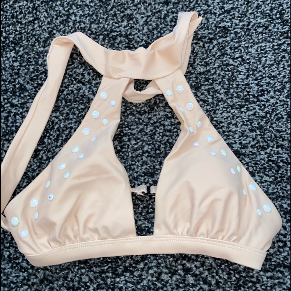 PAC SUN light pink keyhole bikini top